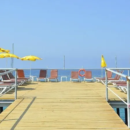 Club Serena 3*
